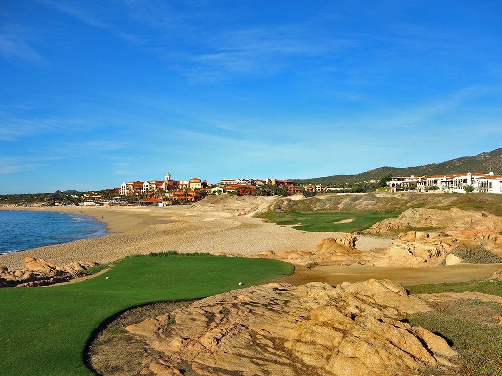 The 7th hole at the Ocean course at Cabo del Sol